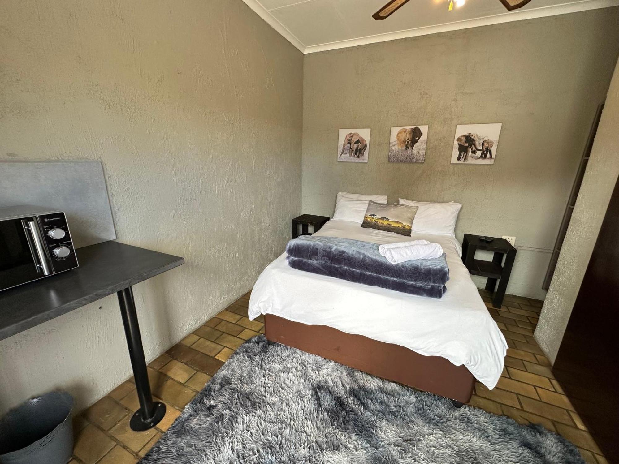 Favour Guest House Polokwane Eksteriør bilde